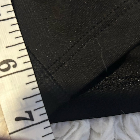 50%off w♥️ PINK Victoria’s Secret black bike shorts size small NWOT #75 - Picture 4 of 10